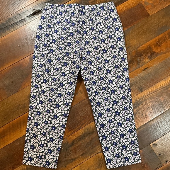Wildfang Ace Slim Crop Pant Navy Daisy Floral Print Size 10 - Picture 1 of 5